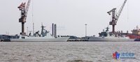 中国自主设计建造的新一代破冰调查船在广州交付